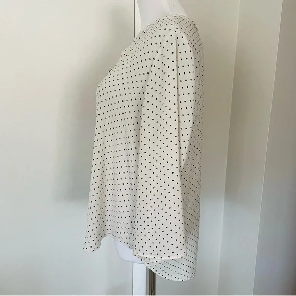 Maurice’s Women's Cream Polka Dot Popover Blouse Size L - Picture 7 of 15